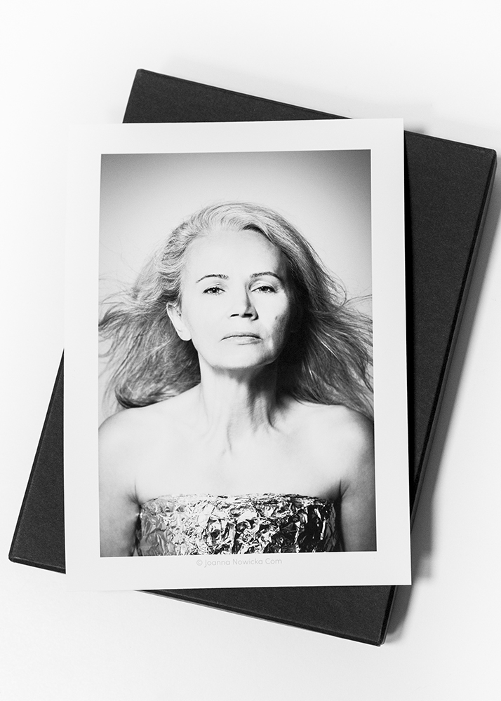 Voucher <br> Zaproszenie na sesję portretową ART 10 <br> Invitation to ART 10 portrait session - obrazek 4